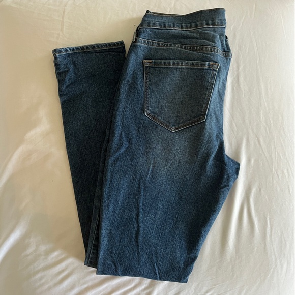 Old Navy Jeans - Picture 2 of 3